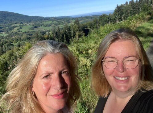 Sabine en Linda de balans begeleiders in Frankrijk